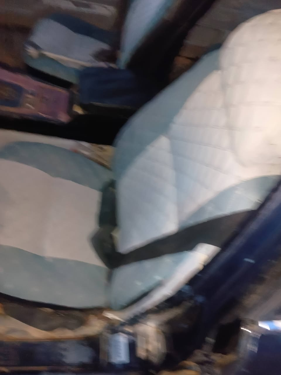 سلام عليكم سياره بي ام دبل يو خفاش موديل 96كير ومكينه فيفتي محوره 3000السعر خاص الرقم واتساب***********
