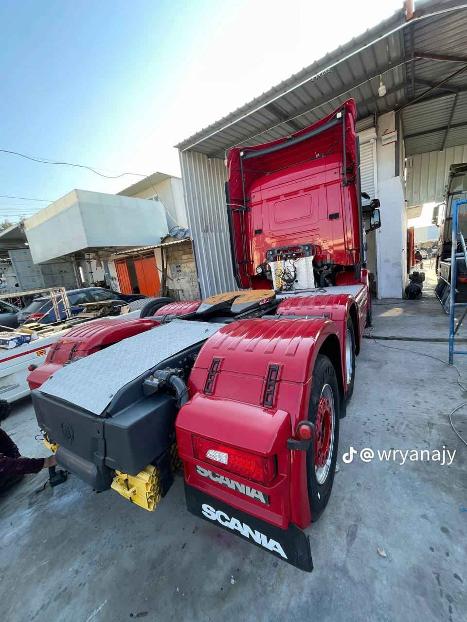 للبيع سكانيا رأس بلادي 2016  مكينه V8.520 
فول مواصفات رتايدر ثلاجه 
كامره حساس جوبلس امامي عرجه رقم سليمانيه باسمي  
***********
