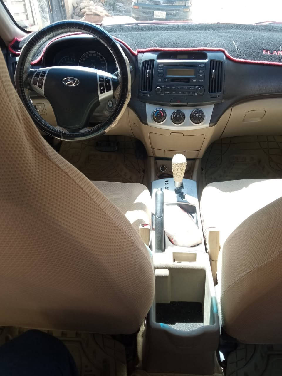 النترا مديل 2009رقم نجف بسمي مكفوله فقط البنيد بدون فتح اثر جراد مكان السياره نجف السعر 90بيهه مجال ***********
