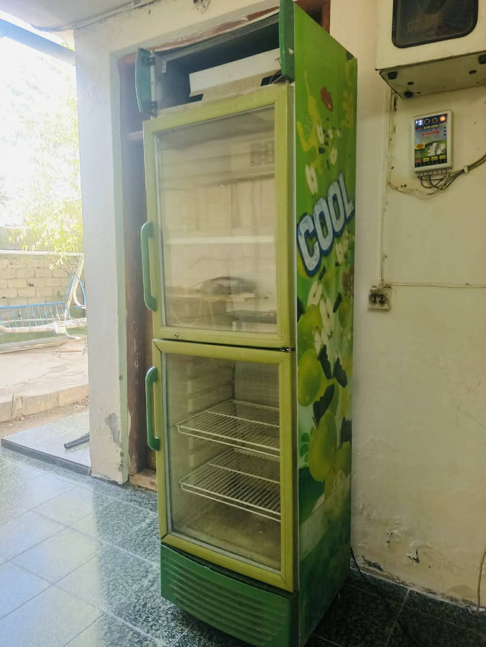 غراض لبيع الشراي يتصل ...***********...
       بيع او مراووس ++اشتري غراض
