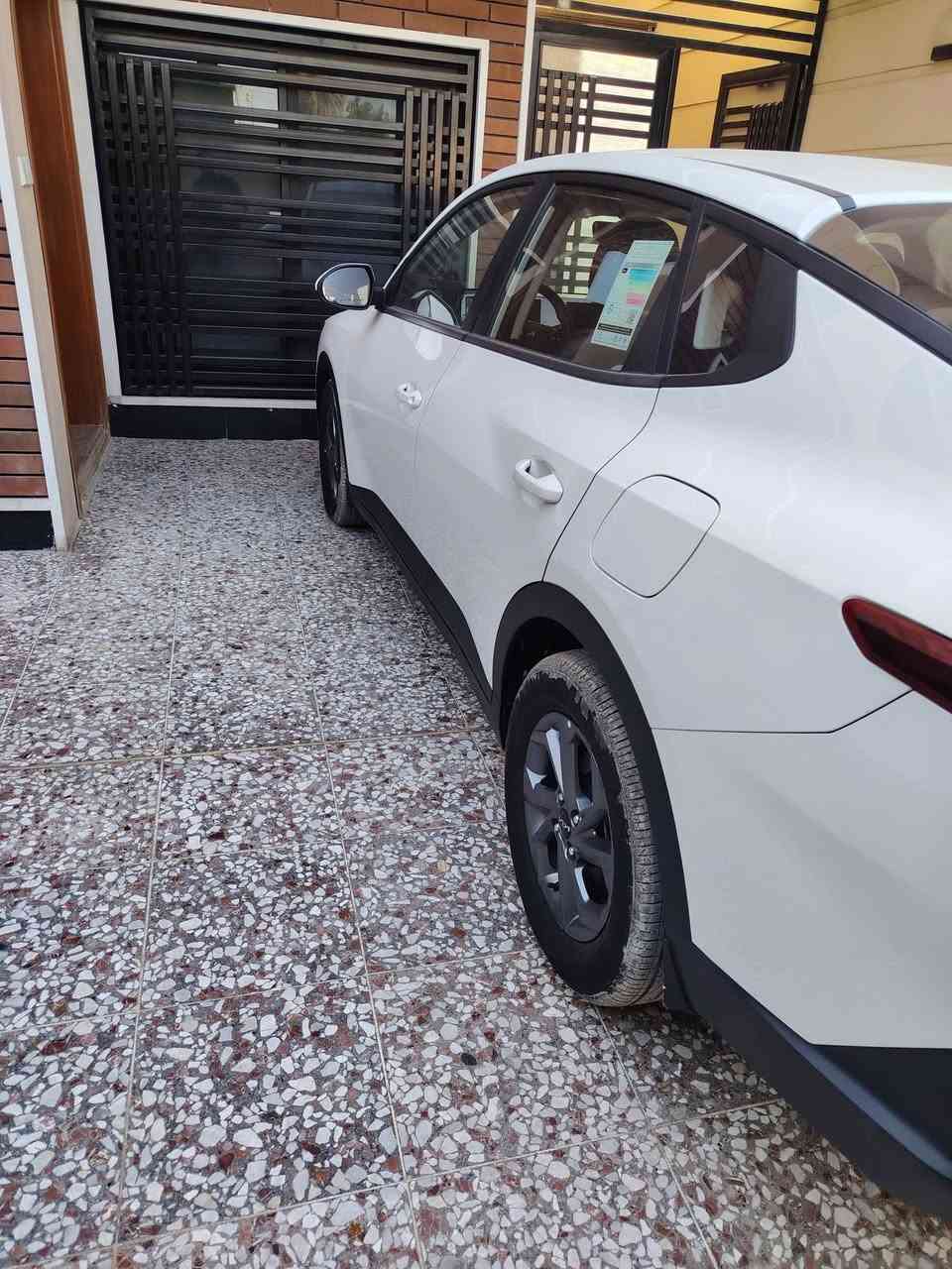 السلام عليكم k3 مكسيكي موديل ٢٤ ماشية تقريبا ٢١ الف رقم بغداد بسمي اني ماخذها زيرو السيارة ضمان المجموعة الدولية السيارة كفالة عامة والكشنات دوشمة جلد من هيا زيرو السعر ١٥٥ ورقة
الاتصال
***********
