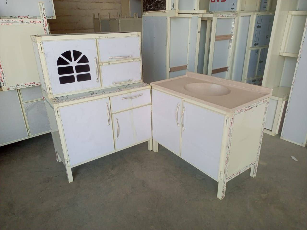 كاونتر قياس متر 3 قطع امللنيوم  سعر 180 يوجد توصيل لجميع المحافظات العراق 🇮🇶الحجز مراسله صفحه او وتساب ***********
