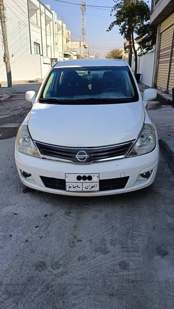 ڤێرسا مۆدێل 2010 گێر ئۆتۆماتیک
کامل بۆیاخ بێ وەرگەران زۆر جوان ماوەتەوە 
*********** بشدار, السليمانية
