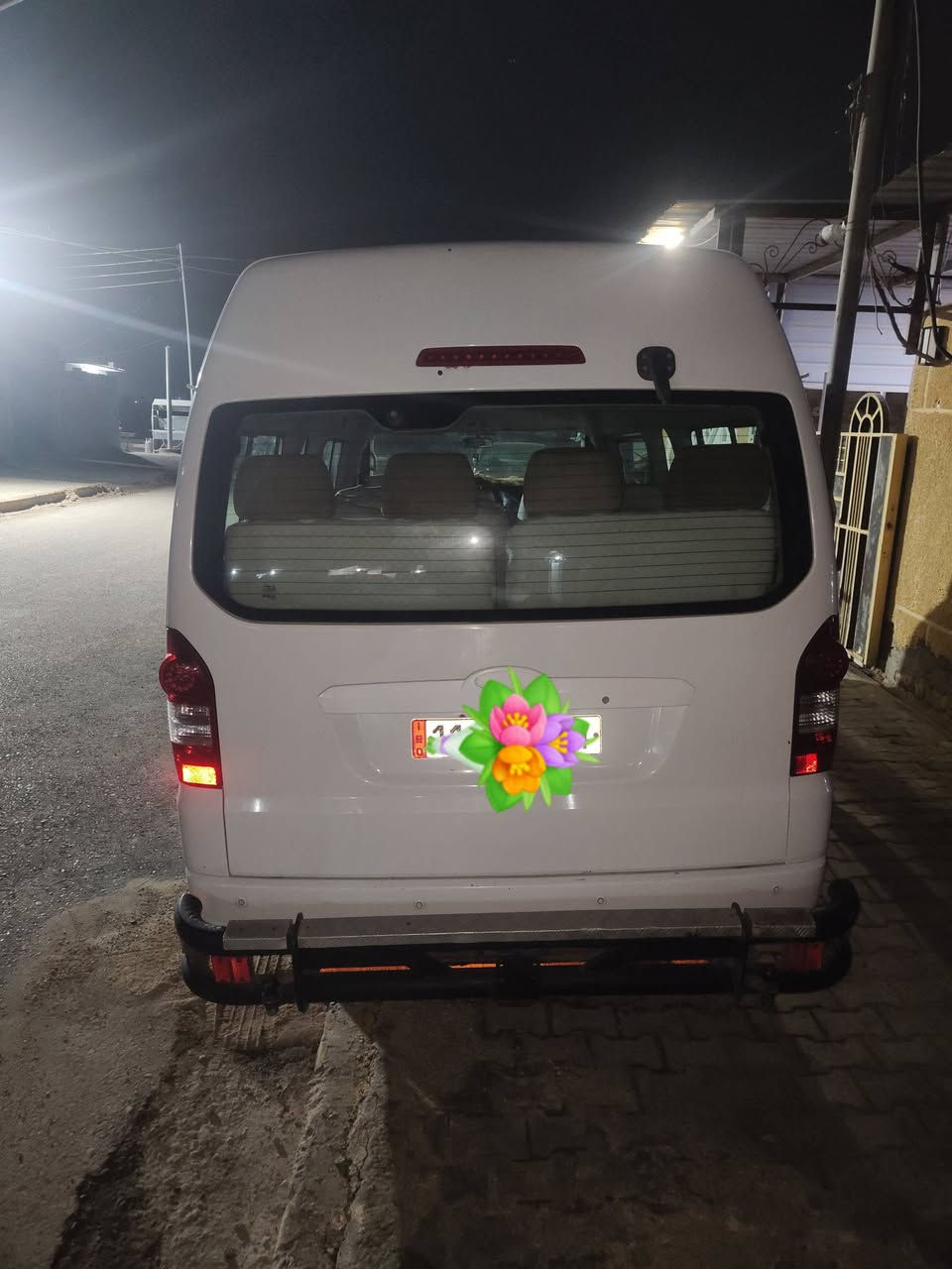 السلام عليكم من رخصه الادمن شيري H5 2012 للبيع  سياره كشر بلادي مكفوله من الضربه والصبغ  مكينه مال جمرا كوستر 2700 قبل سبوع شادهة كير واكسل مكفوله تدفئه شغاله كهربائيات شغاله من الدعامية للدعاميه مابيه نقص سيارة مذب عليه ربع نقص برغي مبيهة تخم تاير صدر جديددواخل بلاديه كاعدية شديتلهة بلاويد السيارة كما موضح بلصور شرط السونر تبريد القايش مشادة فقط منحورت مشديته مشط ستيرن جديد سيارة منفوضه نفض رقم بغداد نكليزي تحويل ثاني يوم مصفرة هيئه ضربه غرامات تستلم صافي   *********** اتصل او خاص واني حاضر
