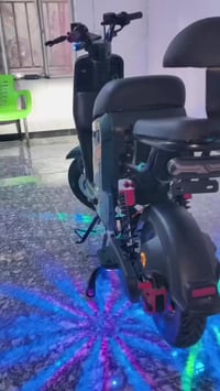 دراجة شحن • موديل ٢٥ • كفرات مكسوره