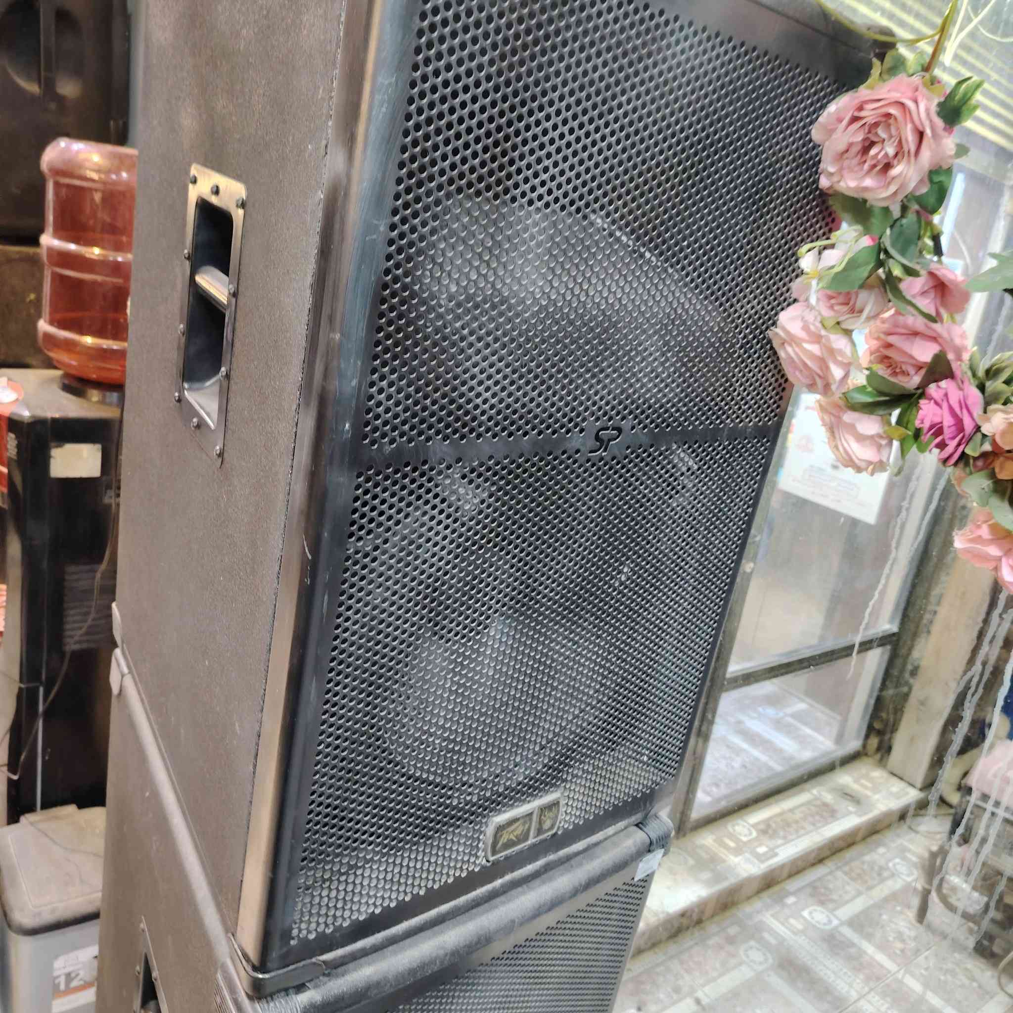 للبيع 🔊
سماعات بيفي PEAVEY أصلية ١٥ انج
عددهن زوج
الصوت قوي وواضح، تصلح للحفلات والمناسبات
الحالة ممتازة وشغلها مضمون
السعر: 300 ألف فقط 💸 العنوان ديالى
***********
***********
