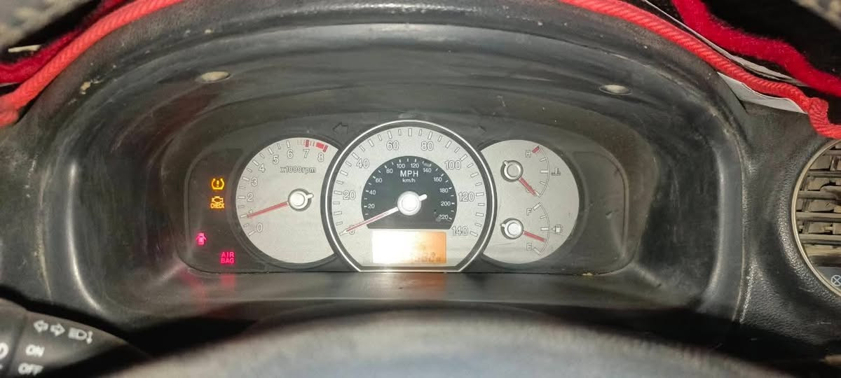 سلام عليكم! 😎 متوفر عندي غراض كيا رندو بكل ألوانه وأنواعه، وجميع الموديلات موجودة!
يوجد توصيل جميع محافضات العراق  
للاستفسار التواصل (***********)
