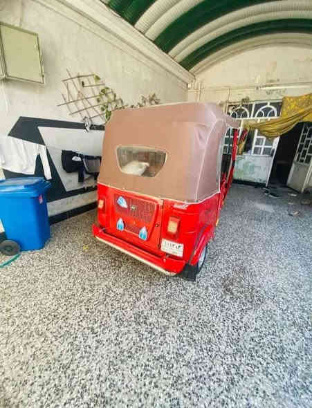 سلام عليكم تكتك 22 رقم وسنوية بابل مكان عمارة مكينة مبدل بيها زنجيل
ولكشر دوس معمر وبيه بارد يم بكلايت لا صبغ ولا معجون مكاني بابل سعر 4500رقمي*********** عمارة
