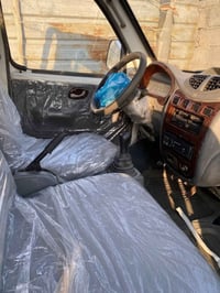 جنبي حمل • موديل ٢٠١١ • مكينة كاز