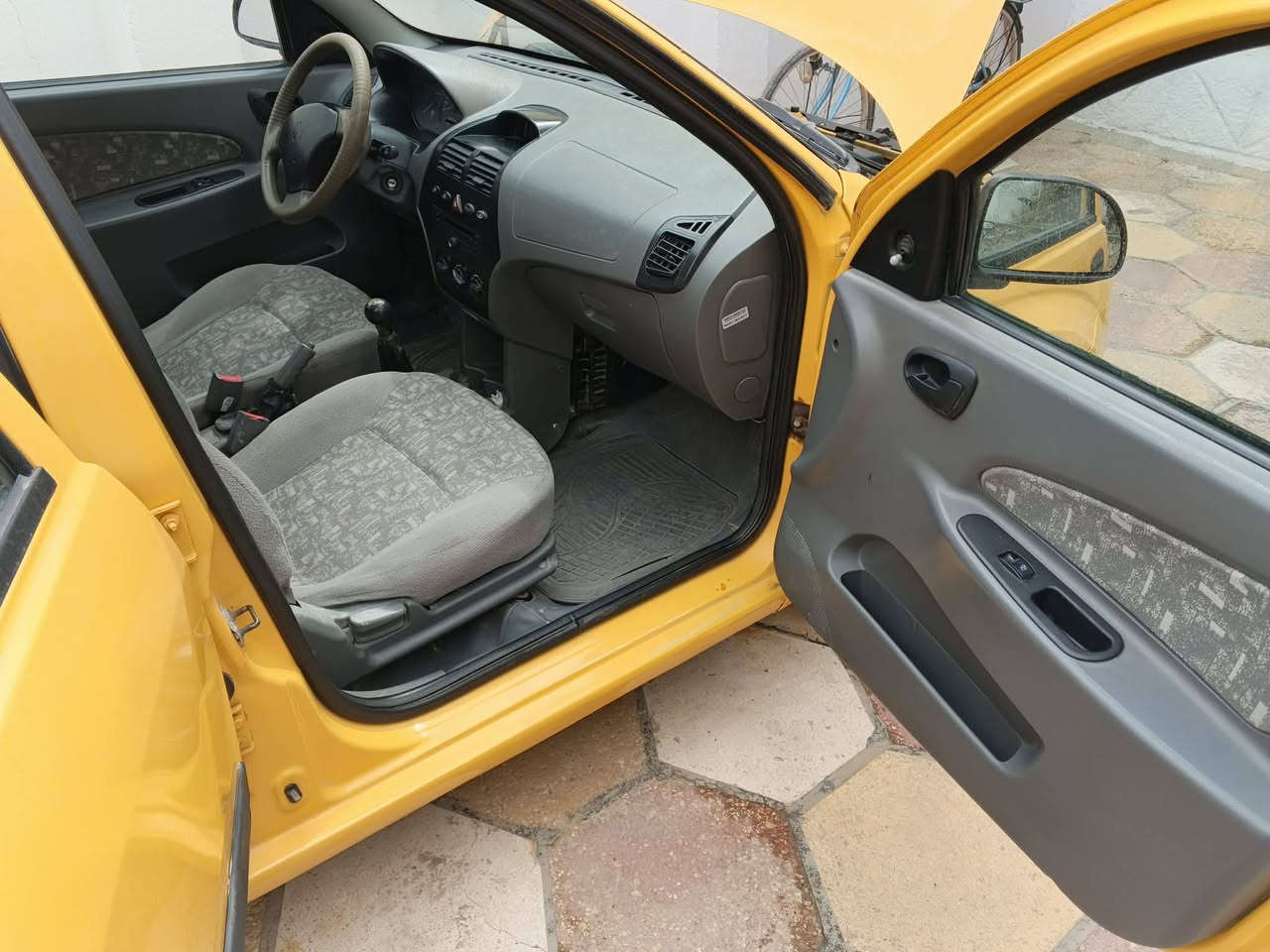 السلام عليكم طيبه للبيع ٢٠١٥ رقم انكليزي دولي سنوية لل٣٠ السعر اتصل عل رقم وبيك خير وتدلل المكان ديوانية مركز 
***********
ملاحظة رجائن بعد ال٩ بليل لا تتصل
