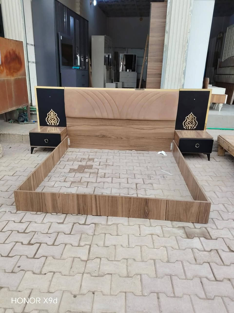 غرف تركي 5قطع و6قطع اخت الجديد للبيع سعر الوحد 475بي مجال
عنوان جلولاء اكو توصيل بكروه


**إذا كنت صاحب هذا الإعلان وتريد حذفه لأي سبب، رجاءا أرسل رسالة إلى الدعم الفني**