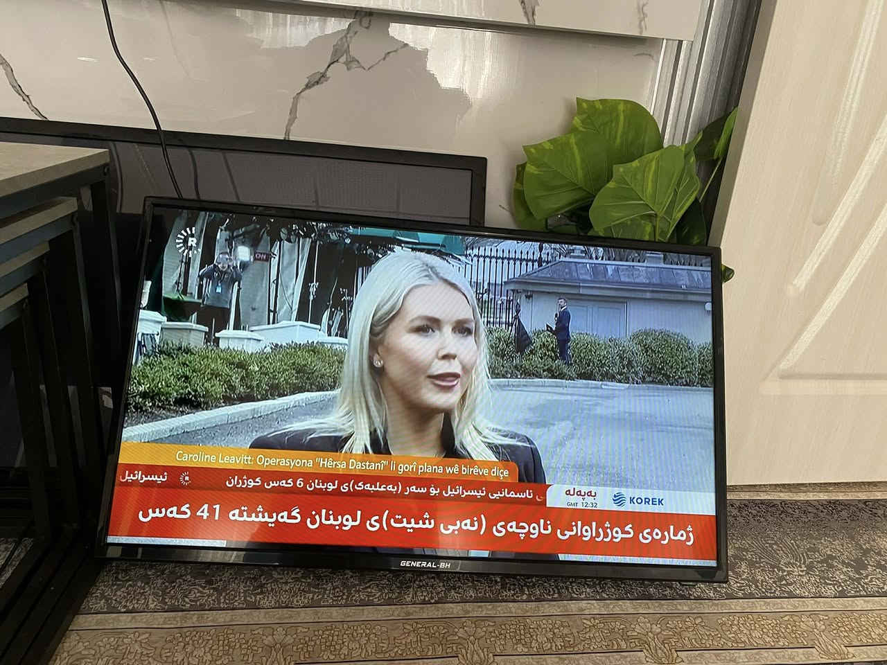 تيفي شاشة 40 ماركةي GENERAL BH وةجبةي 1 زور باك و بي عةيبة بة زةمان بو نرخ نامة بنيرن يان تيل بكةن ***********
