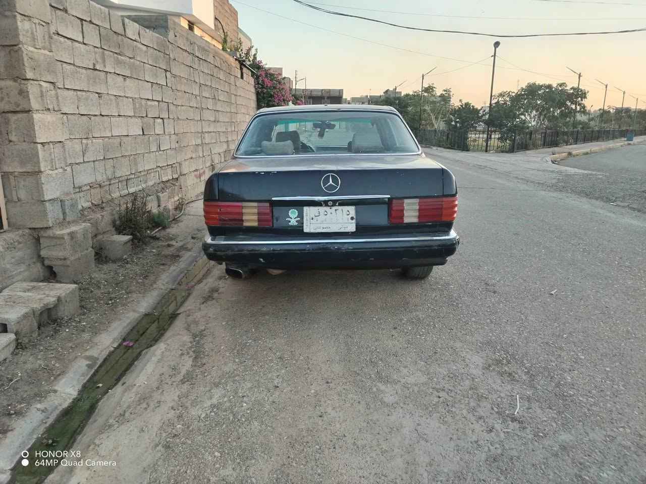 سلام عليكم بيع فقط مارسدس رئاسي باب طويل موديل 85 مكينه بطه 2500  سعره 24 او بيهه مجال مكانه ديالى شهربان المقداديه ***********

