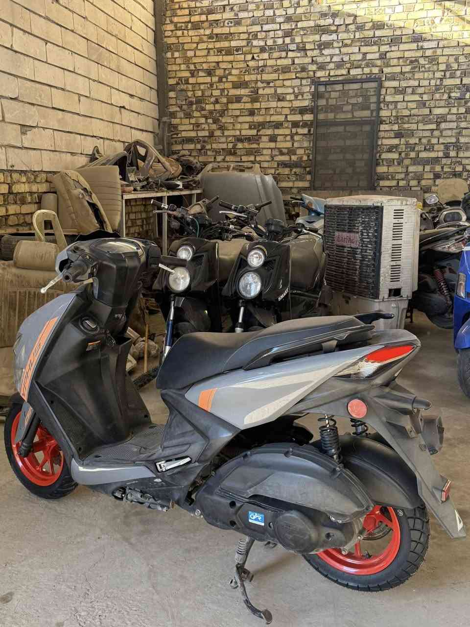 مُتوفره في معرض سكنس الكائن في الحله نادر الثانيه شارع الخدمي سكنس جيل سادس ياباني 🫡 
*********** فقوري
