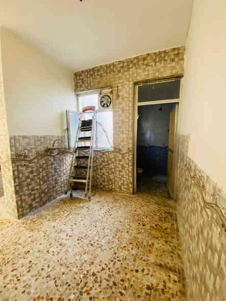 شقتين للإيجار – طابق أول وطابق ثاني

📍 البلديات – دور العمال – قريب من المدارس
طابو صرف
• موقع هادئ وقريب من الخدمات

كل شقة بيها:
• غرفتين نوم
• صالة
• مطبخ
• صحيات

📞 للاستفسار: ***********
