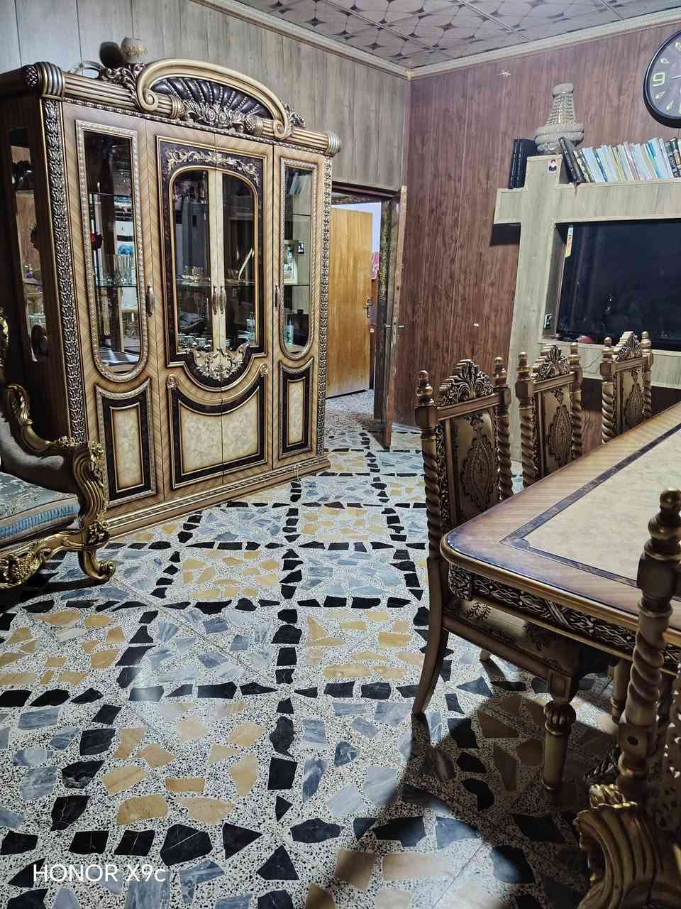 مرحباً غرفة طعام تخم مصري
@


**إذا كنت صاحب هذا الإعلان وتريد حذفه لأي سبب، رجاءا أرسل رسالة إلى الدعم الفني**