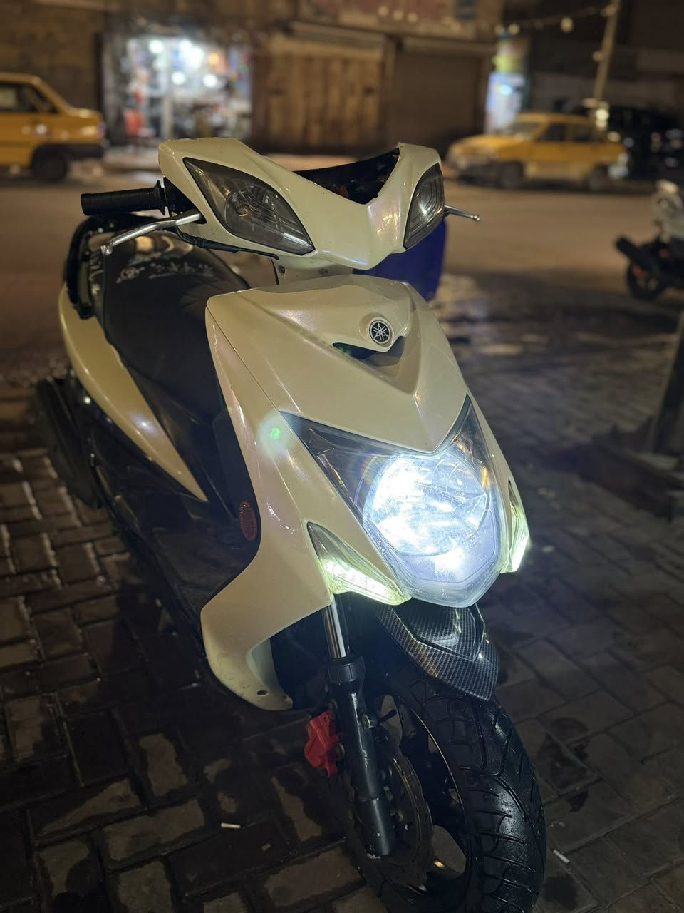 سلام عليكم للبيع سكنس لد يابانيه بلاديه دراجه مكينه مكفوله كفرهة بلادي ومصبوغ شلعه معدل حلوه دراجه عارضهة بواحد وبيهة مجال ***********
