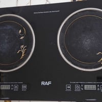 طباخ كهربائي عينين ليزري شغال فول  درجة اولئ مو سوكي تفحص وتاخذ  سعر ٥...