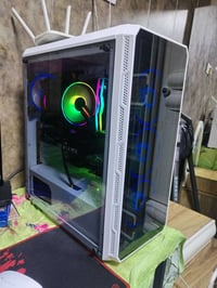 Pc للبيع معالج 5600x كارت RTX 3060 12 msi بورد B450 steel legend rgb ر...