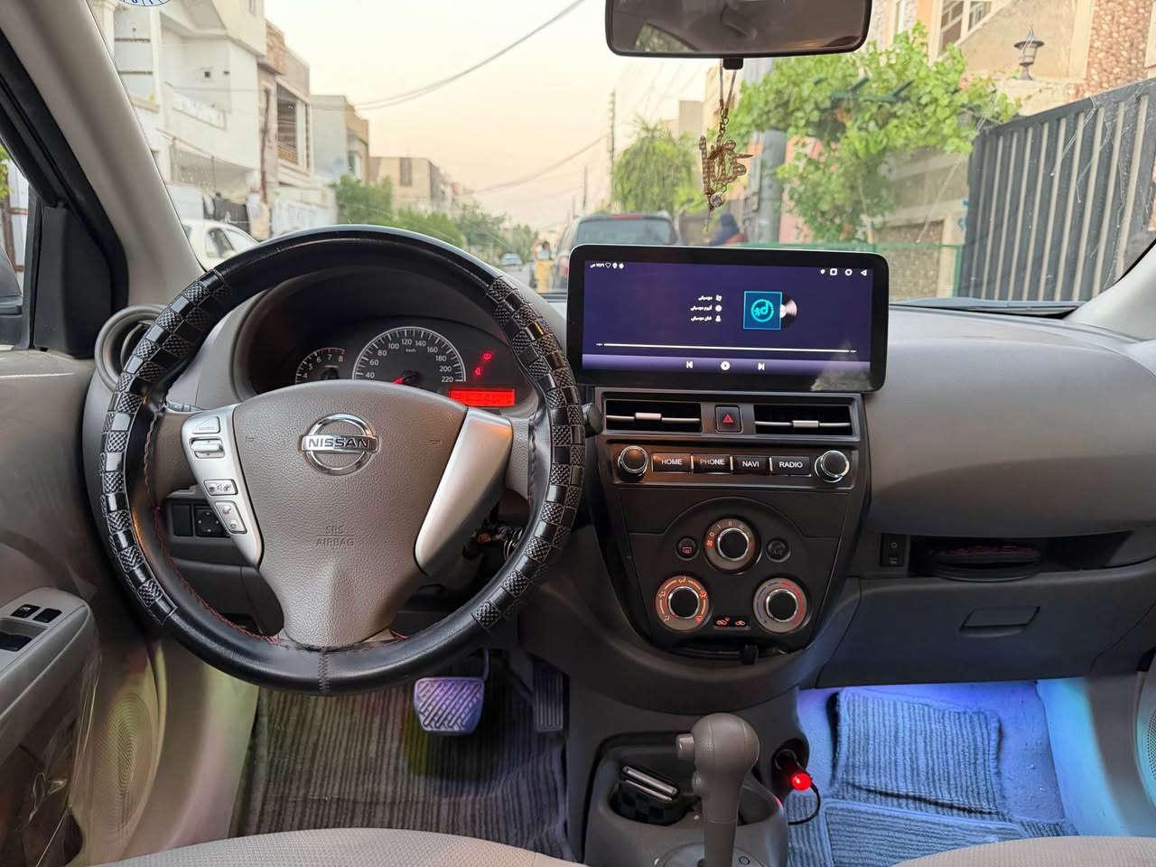 نيسان صني خليجي صفر اربيل موديل  2020 هزه ورقم وسنوية كله جديد السياره بدون اي نقص كير محرك تبريد ثلج تخم تايرات تخم امامي وخلفي كله بشرط بيها صبغ 5 قطع بس بخ بشرط والسقف واكع عليه قمريه هم صبغ بشرط لا مكلوب ولا واكع صف ولا اشي شي وبدون دواخل وبدون ايرباك كله بشرط سعرعا 84 وبيها مجال بسيط مكانها اربيل  
*********** أربيل, العراق
