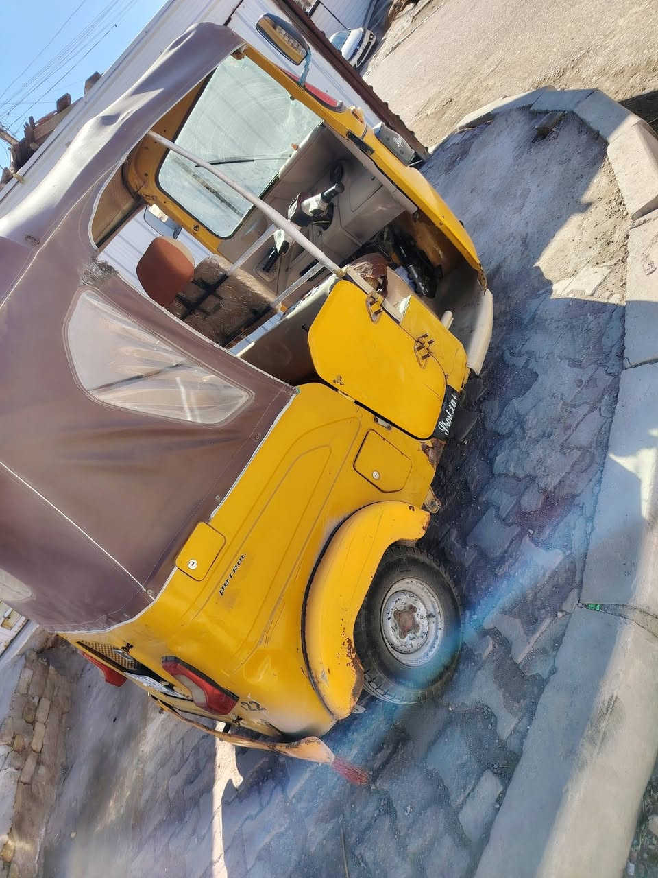 2021 رقم وسنويه كشرة شوف العين ومكينه مجفته لا تنقص ولا تبخر سعرها ب 5800 قفل  مكاني عمارة مكلف بنشر شراي يتصل على راعيه ***********
