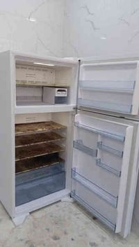 ثلاجه جديده البيع الاستفسار الاتصال على هذا الرقم 07506048105