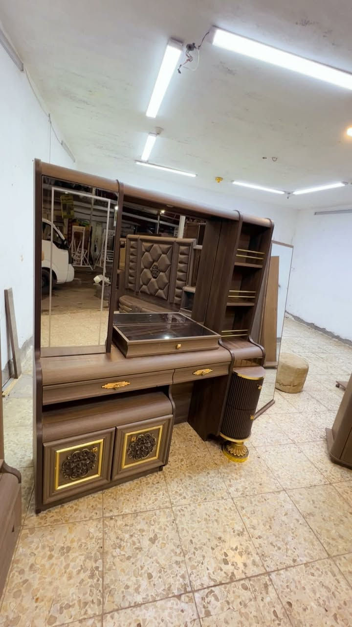 غرفه تركي 9قطع ماركه اصليه خشب بلوك نظافه 95💯 واصل شد او نقل.


**إذا كنت صاحب هذا الإعلان وتريد حذفه لأي سبب، رجاءا أرسل رسالة إلى الدعم الفني**