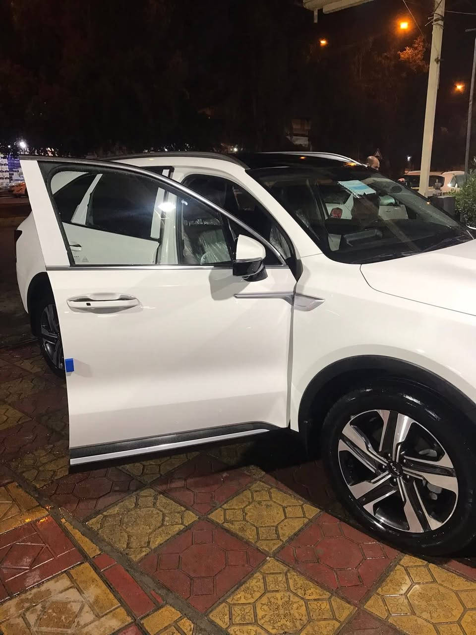 سورنتو 23 فول مواصفات 6 سلندر بانوراما 
رقم اربيل بااسمي كلين كل سياره وما عليها أي غرامات 

الرقم ***********
السعر بالخاص
