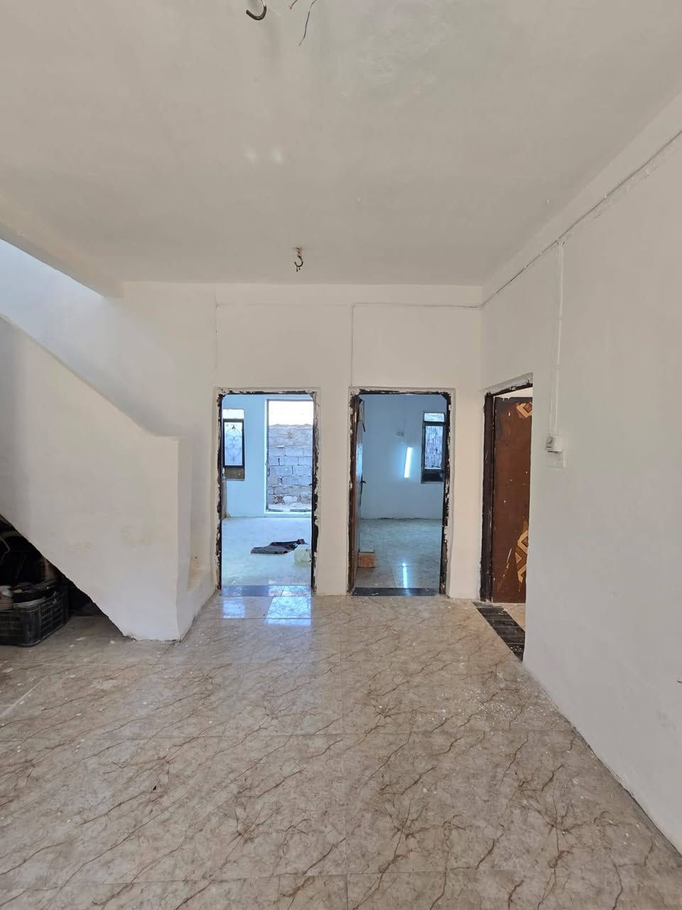 عروض مكتب جوهرة الفرات🏠🏜️ 👉
👇
يتوفر بيت 🏠المساحه190م  استقبال + صاله + مطبخ  + غرفتين نوم + منور+ صحيات خارجيه + صحيات داخليه 

البناء بلوك اعكاده 

طابو زراعي سند25.🏠  طريق طوريج كربلاء عامود 130 سكله امجد الاسدي  
السعر مناسب 
👇للستفسار
العنوان كربلاء المقدسه من يريد الاستفسار الارقام متوفره شرح مفصل 
من يريد ان نعرضه له بيته اوقطعته👉 فليتواصل معنا 👇👇

للستفساراكثر عن التفاصيل مراجعة
مكتب💎جوهرة الفرات💎 قنطرة السلام مجاورمطعم عين التمر
***********ميثم 
***********ميثم
 المندوبه أيه
