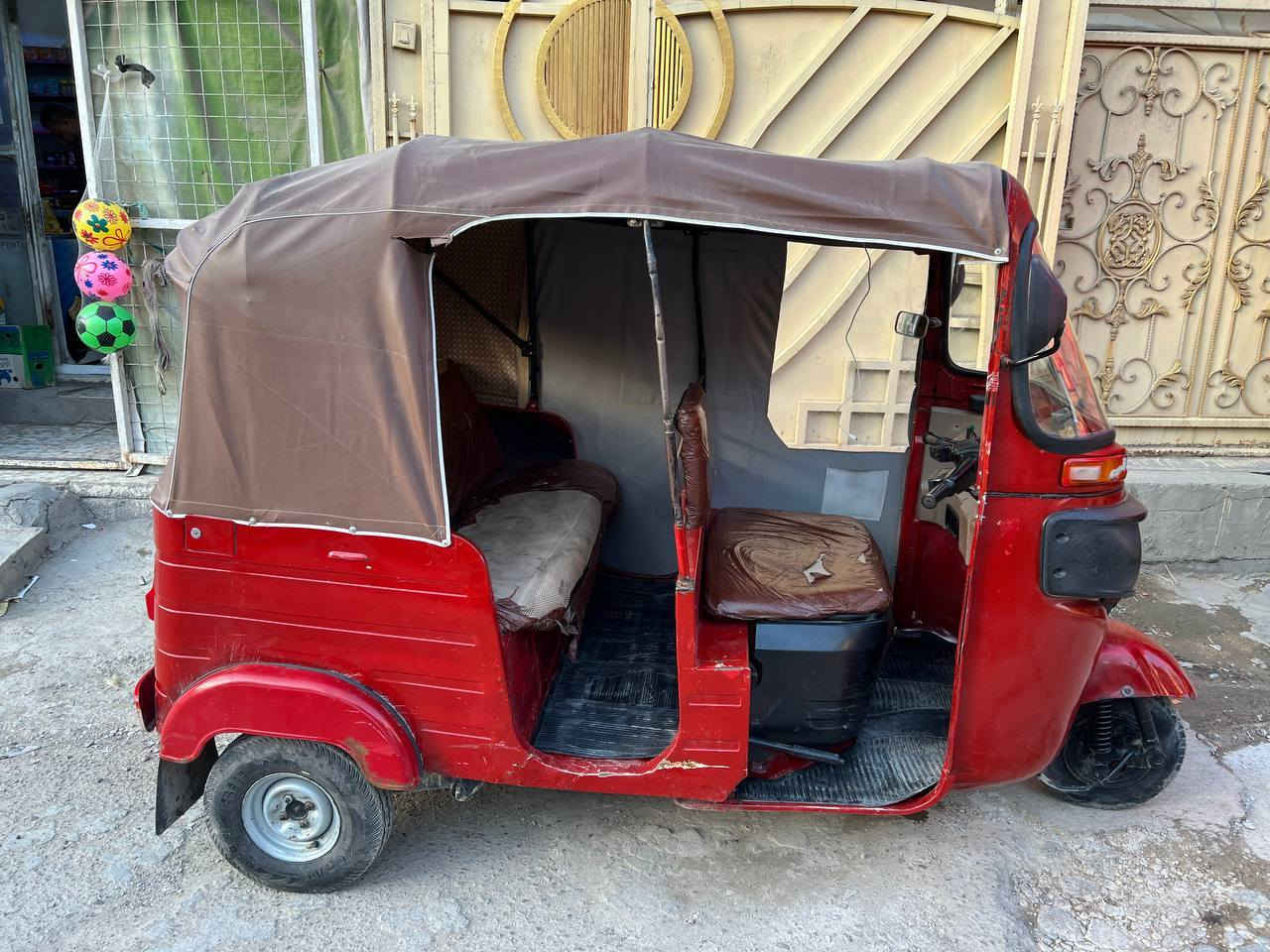 اسلام عليكم
تكتك 17 شهر 7 تكتك خير من الله معمر دوسة الامامية والخلفية بيهة نقوصات بسيطة  تكتك باسمي رقم وسنوية تحويل ثانيوم سعر 3700مجال بسيط ممتواجد علفيس رقمي ***********
