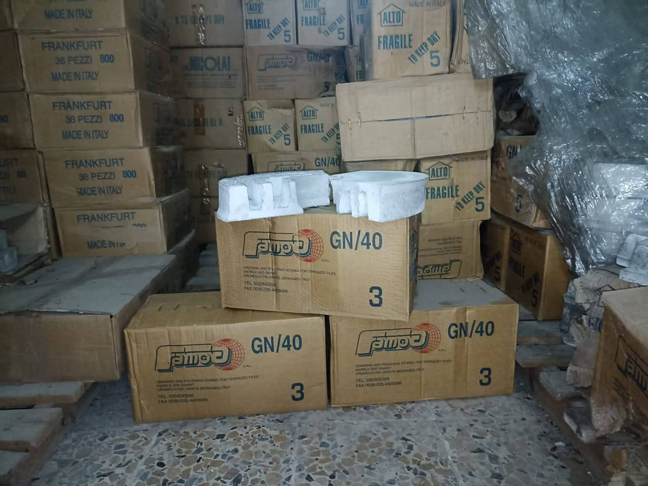 📢 متوفر لدينا حجر جلي إيطالي أصلي 🇮🇹
نوفر أجود أنواع حجر الجلي من أشهر الشركات الإيطالية:
🔹 شركة نيكولاي
🔹 شركة فمو
✔️ جميع الأحجار جديدة (كلن كرتاً بكاراتينه)
✔️ نوعيات متعددة وأشكال مختلفة
✔️ كميات كبيرة متوفرة
✨ جودة عالية وتشطيب فاخر يناسب جميع الأعمال
العنوان موصل
 للعلم تصيفه مخزن
📞 للحجز والاستفسار راسلنا خاص أو اتصل
***********
