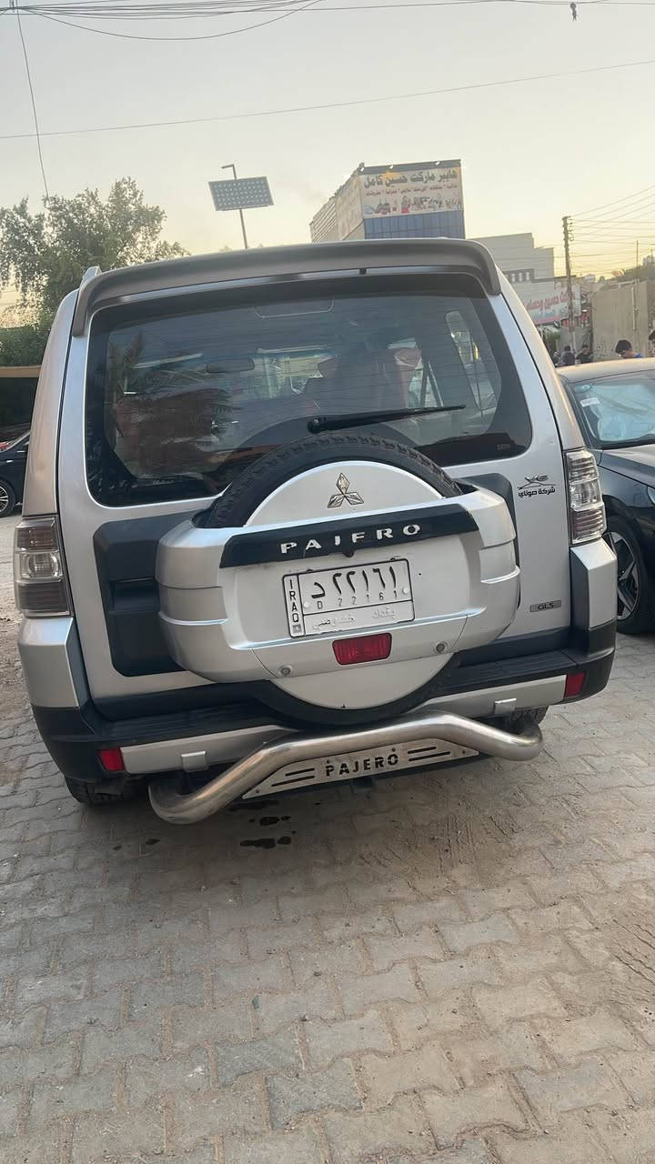 السلام عليكم باجيرو 2008 فول بدون صبغ بس الجاملغ الامامي بيه كارت كير مكينه صدر بحاله جيده السعر 125 $ بيع اومراوس وفرق انطي عادي واي ستفسار هذا رقمي *********** بغداد, العراق
