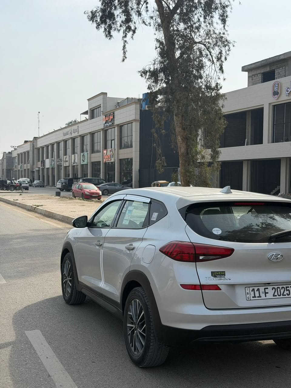 يا الله السلام عليكم من رخصه الادمن المحترم هونداي توكسان 2019 رقم بغداد تحويل مباشر بيه صبغ بس البنيد 
شاشه 
كامره 
ويل خليجي 
رادار 
مكينه 2000 جي دي اي 
ماشيه 90 الف 
السعر 165وبيه مجال 
العنوان ديالى تقاطع القدس 
***********
