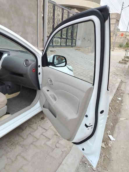 السلام عليكم 
نيسان سني هندي موديل 24 الشكل الجديد
محرك 1500 
رقم أربيل بأسم شركة النور 
السيارة على وضع الشركة 
ماشية 28 الف كيلو
بيها ربع مدكر الأيمن  وطعجة بالباب موضحة بالصورة 
 السعر / 125 وبيها مجال  السيارة جاهزة للأخير ومابيها اي نقص 

للأستفسار / ***********
مكلف بالنشر
