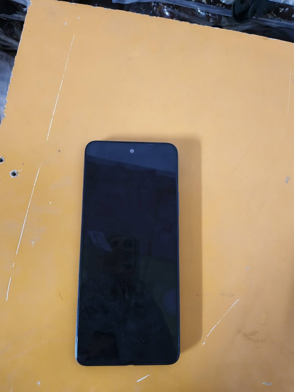 انفنكس نوت ٥٠ اي نقص مابيه ذاكرته ٢٥٦ بطاريته ٥٠٠٠ سعره ١٥٠ الف رقمي ***********
