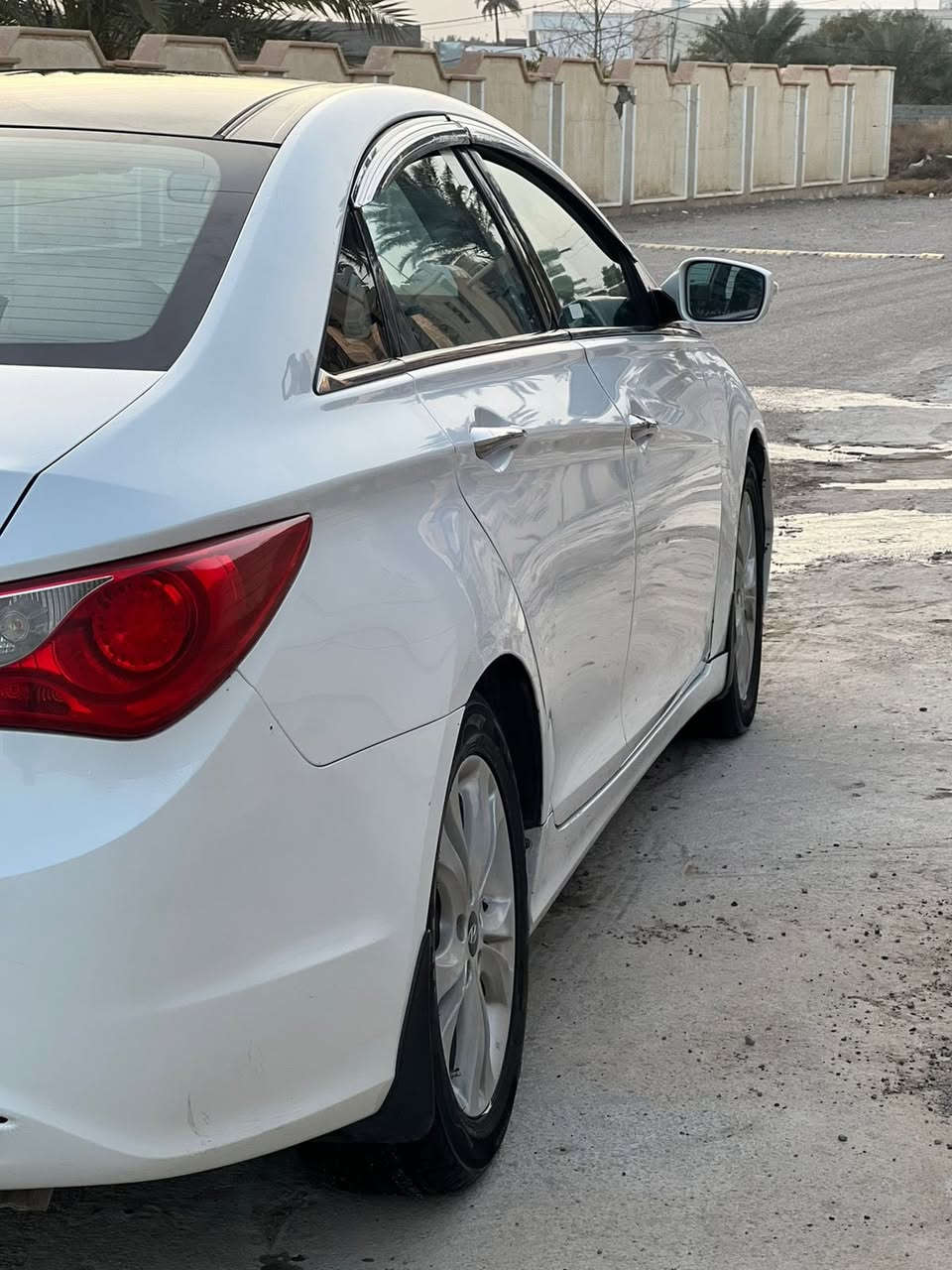 السلامو عليكم
للبيع هونداي سوناتا ٢٠١١خليجي رقم بغداد فول مواصفات 1/1 بصمه بانوراما كشنات كهرباء تدفئه تبريد بالكشنات داخل بيجي محرك 2400دوش السياره مكفوله ماعدا بارد بجاملغ الخلفي صفحة السايق السعر 128وبيها مجال 
مكان السياره الرمادي 
رقم صاحب السيارة/***********
