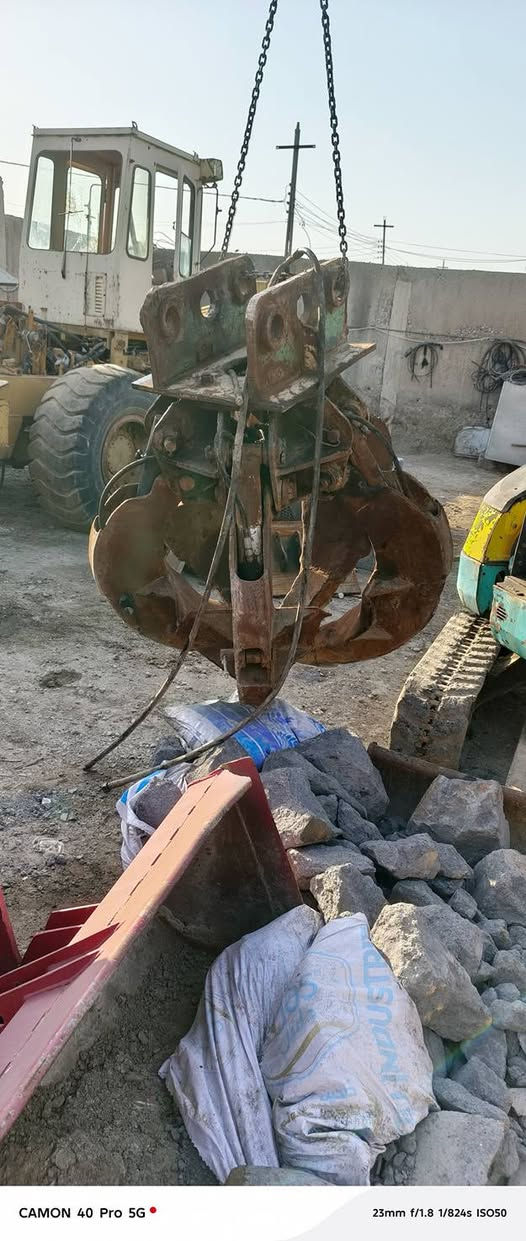 بيع سريع   سعر مناسب جدا   كماشه حديد  خمس أصابع  يرهم لعاب أو  تابت بيم 80 العنوان الموصل  واتساب كورك ***********......***********
