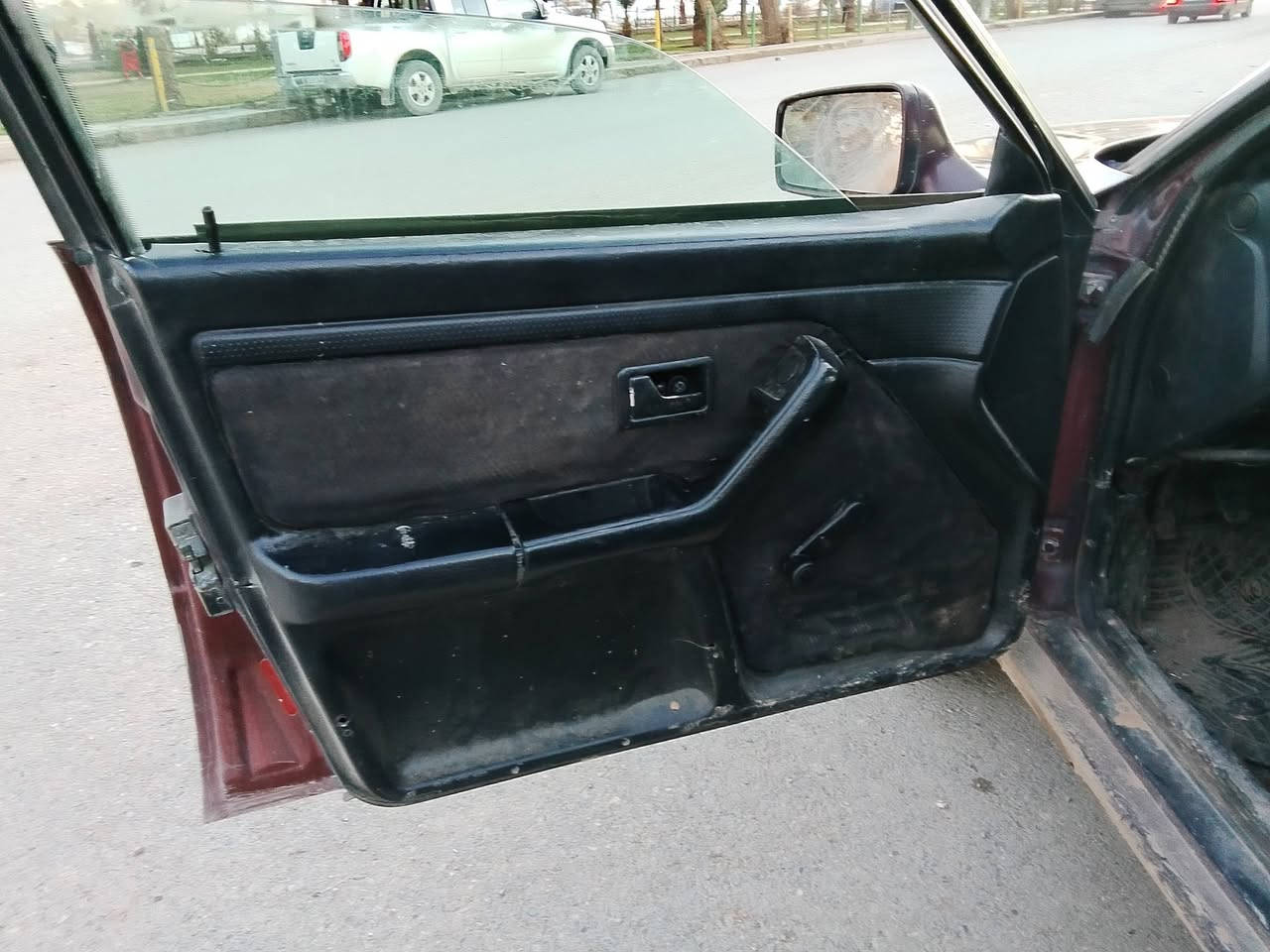 بەناوی خوای گەورەو میهرەبان  

ئۆدی مۆدێل 1994 
پارەی کەریم کابانێکە
گێرو مەکینەو کارەبای بەشەرت 
سەیارەکە سەنەوی پلاستیکەو وەکالەعامەشی لەگەڵە 
تەقەو رەقەی بەشەرت 
مەکینەی جیتایە 
گەرمیو تەرجیل فڵچەو لایت گشتی بەشەرت ئیشەکات 
سەیارەکە بەنزین زۆر زۆر کەم دەخوات لە ئۆپڵی مەکینە16کەمتریش دەخوات 
ماڵی فەقیرە 
ناو دەری زۆر زۆر جوان ماوەتەوە 
چەکوشی پێوەنیە 
هیتەری جامی دوای تائێستا کاردەکات شتێکی زۆر زۆر دانسقەیە ماڵی دۆستە 
سەیارەی دەستی فیتەرە بەشەرت 
ناونیشان چەمچەماڵ 
***********
