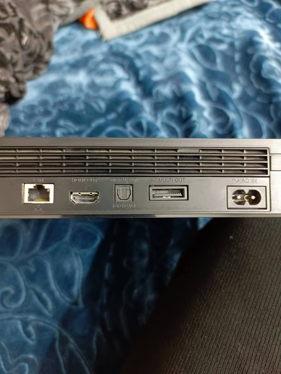 سلام عليكم بلي 3 شغال ويا جوستكات ثنين ويوبس اس وجميع الملحقات نضافته 100/100 وجهاز مامفتوح وتكدر تجي تفحصه بنفسك سعر 180وبي مجال حك الجية التواصل ماسنجر مكاني بغداد المدينه


**إذا كنت صاحب هذا الإعلان وتريد حذفه لأي سبب، رجاءا أرسل رسالة إلى الدعم الفني**