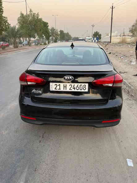 سلام عليكم  كيا فورتي للبيع موديل 2017 رقم السليمانيه انكليزي الهزه جديده حادث أمريكا  جاملغ جهة السايق و شبر من البنيد  و اكو طخه ما امعمرها الباب جهة الإيمنه ماشيه 98 ميل  السياره بسمي تحويل مباشر السعر ١٢٠ وبيها مجال  مكاني الدوره حي الصحه للاستفسار أكثر الاتصال على الرقم ***********
