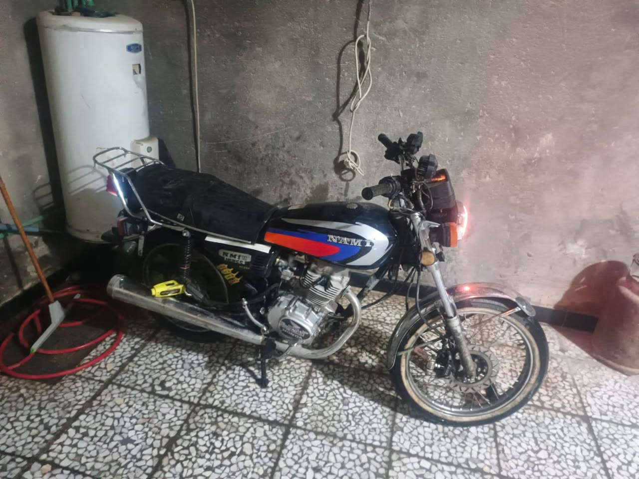 نامه للبيع محرك ايراني ع الشرط  مرقم سنويه الرقم انكليزي باسمي  مديل 23 مكفوله مامفتوحه الدراجه نضيفه  ***********
سعرها مليون قفل مداور ثاني يوم
النجف مجاور مطعم سنونو فرع الجزيره
