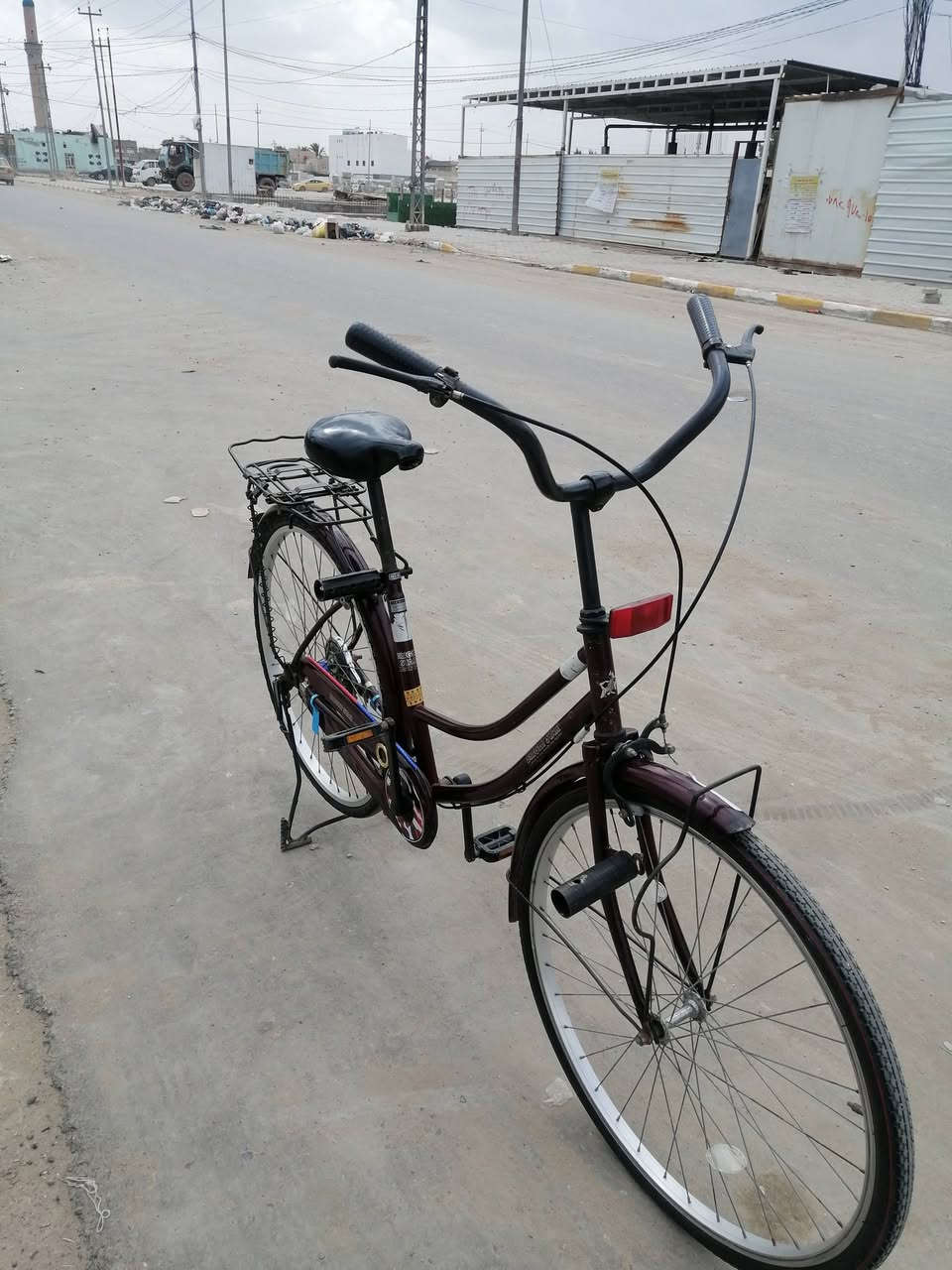 بايسكل موديل 2015
 كلشي ماعايز 
ب90 وبي مجال
عنواني حي العسكري الاول


**إذا كنت صاحب هذا الإعلان وتريد حذفه لأي سبب، رجاءا أرسل رسالة إلى الدعم الفني**