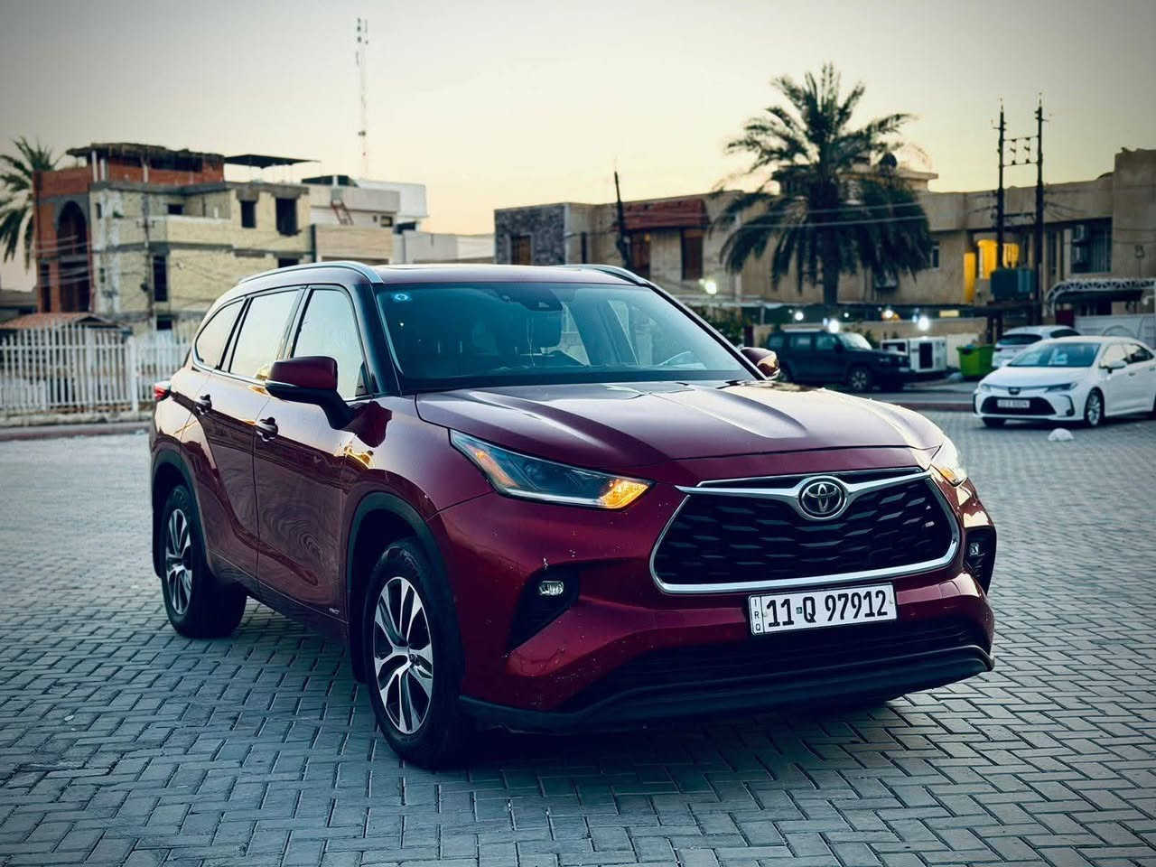 🚙🔥 فرصة لا تفوتك | تويوتا هايلاندر 2022  

⚙️ هايبرد + بنزين | محرك 2500  
🪑 كشنات جلد فاخرة مع تدفئة وتبريد  
🛞 ستيرن بتدفئة  
🎯 رادار شامل كل الجهات  
📍 ماشي فقط 75 ألف كم  

🔧 ملاحظة: حادث بنيد مصبوغ  

💵 السعر: 275 وبـ يمجال  
📞 للتواصل: ***********  

#تويوتا #هايلاندر #سيارات #عروض
