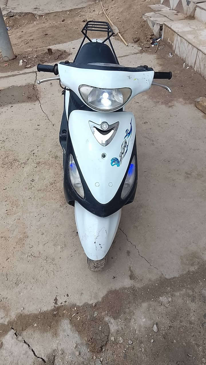 ماكس منغولي لبيع نضيفه كلش دراجه كامله من طول لطول 
مكينه ناعمه تخبل مكينه مفتوحه بس ولفات شرط وتجي وتفحص بوشه بلاد 49
كهربايات كامله منكول لطول 
شرط شلعه ومعدل 
دراجه نقصه بس بداله 
مكانك سوك الشيوخ 
تواصل فيس


**إذا كنت صاحب هذا الإعلان وتريد حذفه لأي سبب، رجاءا أرسل رسالة إلى الدعم الفني**