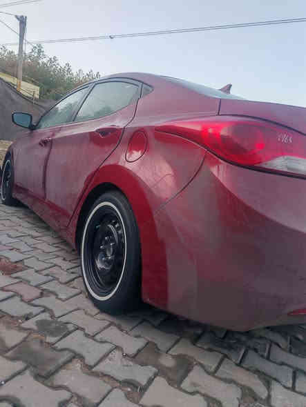 النترا 2013 أمريكي 
1800 دوش المرغوب السياره كلين بدون صبغ بدون تبديل فقط دعامية خلفية حادثهة كير مكينة مكفول فول موصفات كشن كهربائي تدفئة كشنات 4 مثبت سرعة تحكمات استيرن اشاير مري فتحة سقف تاير خط ابيض السياره جاهزة السعر 118 وبيهة مجال قليل
***********
