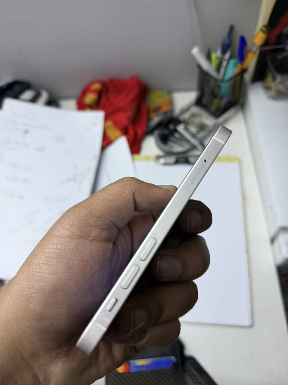 ايفون 12 mini
بطارية 84 
ذاكرة 128  
جهاز جديد ممفتوح بدون كارتون فقط جهاز


**إذا كنت صاحب هذا الإعلان وتريد حذفه لأي سبب، رجاءا أرسل رسالة إلى الدعم الفني**