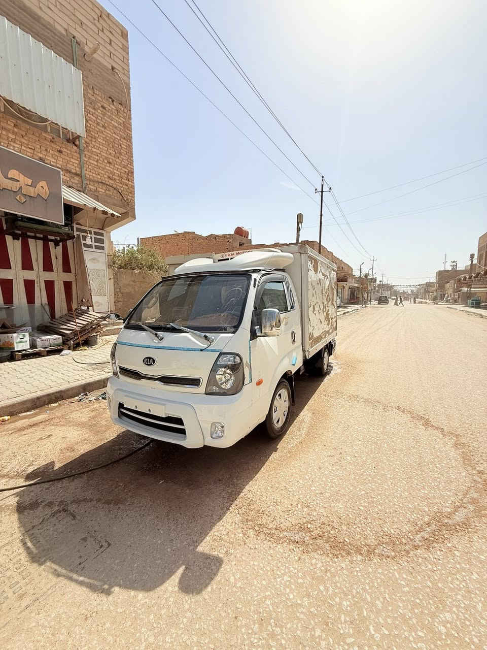 سلام عليكم 
كيه براد 2007 محدث 2020
تبريد تجميد امامي خلفي 
 مكينه 3000 مفتوح مشترك 
تخم تاير امامي 
تخم تايم خلفي 
باتري جديد 
حداديه جديده ستوني سوتها
رقم بغداد بسمي مدمداور ثاني يوم 
المكان دوانيه قضاء الحمزه شرقي
سعر 97 
*********** اتصل وبيك خير وتدلل
