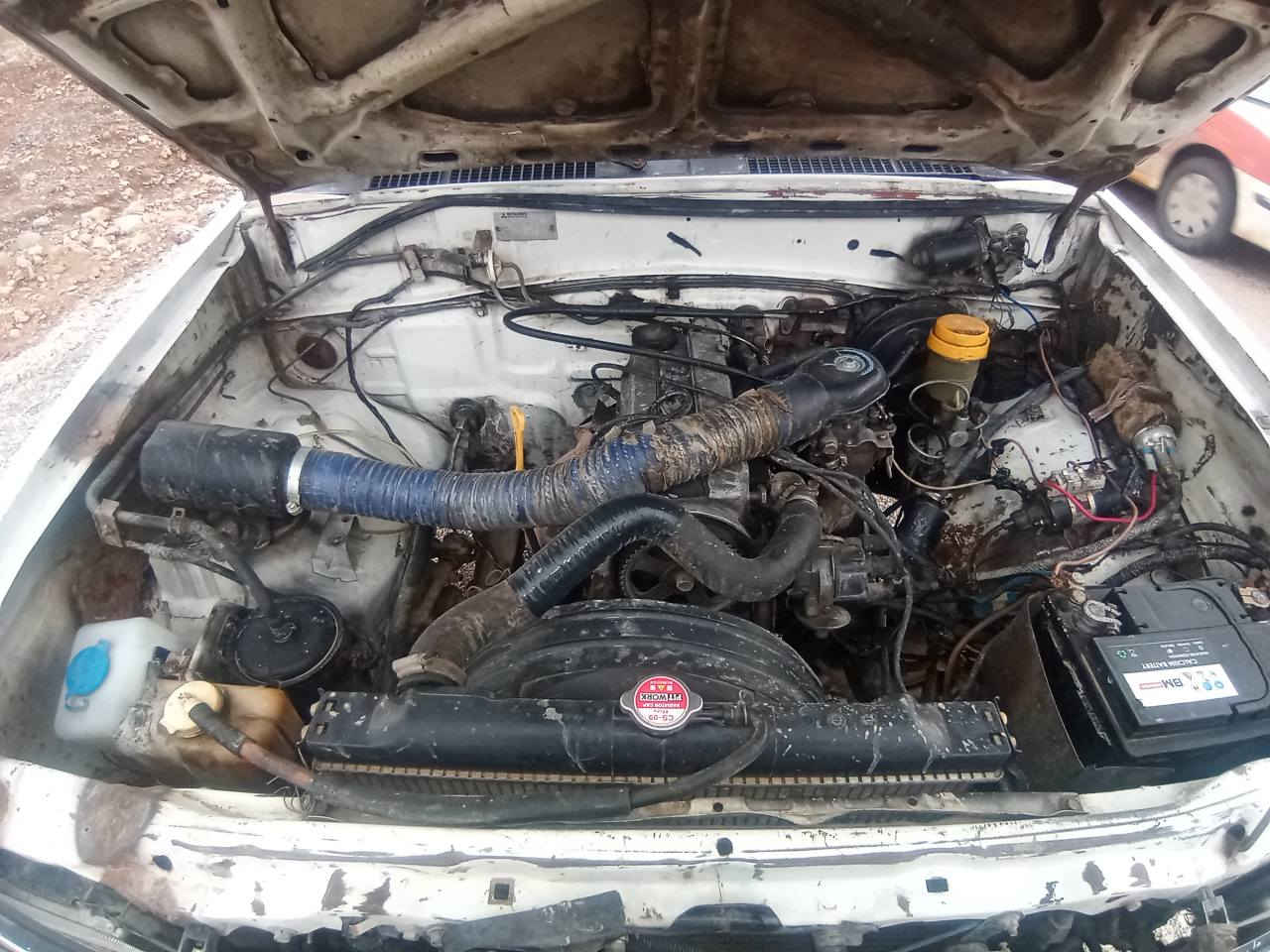 پیکاپ 1998مستەربۆشی بەشەرتی گێڕو مەکینە کارەبای مەزبوتە دەنگی ئەکسلی نیەو شەش گێڕە جوار تایەی باشی لەشێرایا وەرگەراو لێدراو نییە سەنەویشی لەگەڵایا بەشەرتی ئەوەی ماڵ کەس نەبێ و پارەی کەسی تیانەبێ نرخی 12$ شوێن سڵێمانی ژم /*********** السليمانية, العراق
