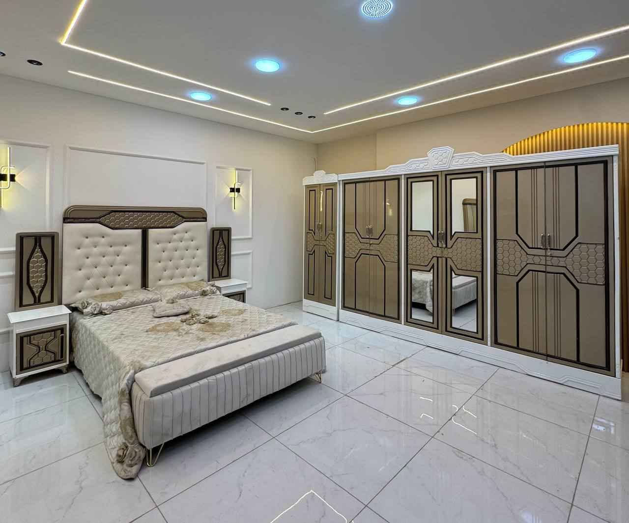 💎شركه الوسيم 💎♦️3♦️

حصرياً الموديل الجديد والمميز 

غرفه نجاره قتصاديه 🛌

متكونه من 9 قطع مميزه 

الكنتور ارتفاع 240 طول 320 

مع الزاويه مجموع الطول 4 امتار 

السمك الخارجي للغرفه 5 ملم انديف

والسمك الداخلي 3 ملم معاكس ابيض

💎للحجز واتساب ***********💎
 #غرف #نجارة #اثاث #توصيل بغداد, العراق
