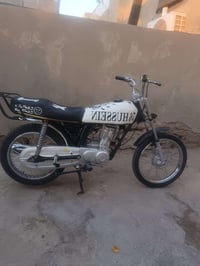 دراجه لبيع مكفوله بدون وراق هذه رقمي ‏‪07773534513‬‏